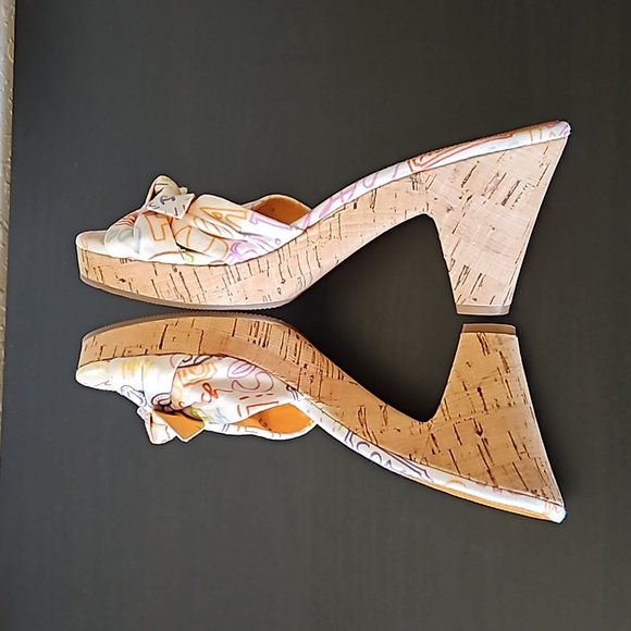 Coach Karen Graffiti Poppy Pop Cork Heels Slide Sandals, size 7.5 B - Picture 8 of 12